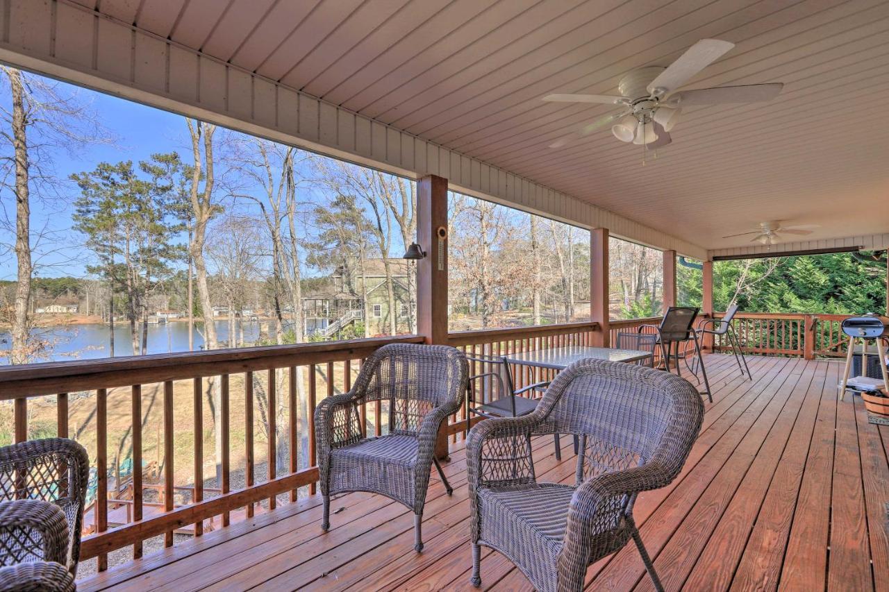 Lakefront Sparta Cottage With Decks And Boat Dock Exteriör bild