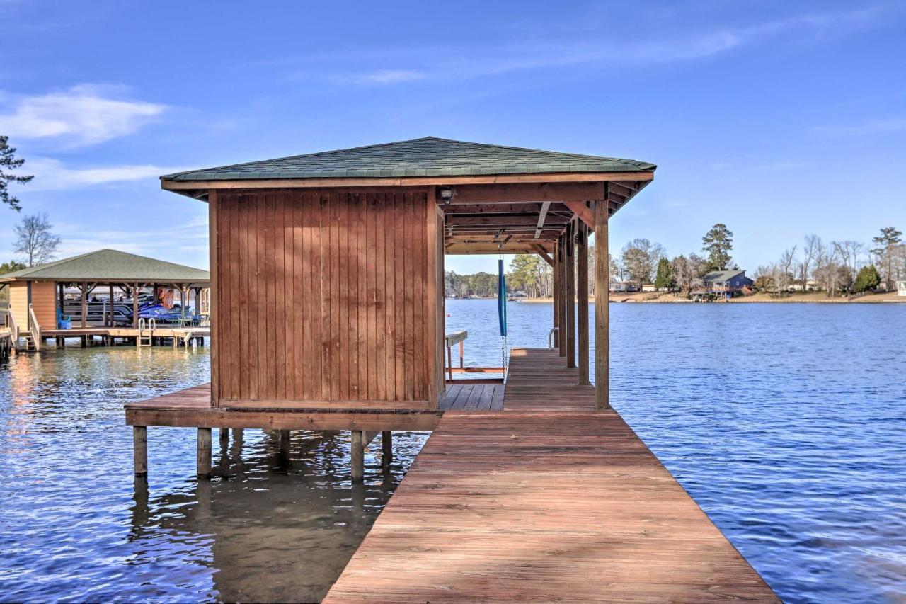 Lakefront Sparta Cottage With Decks And Boat Dock Exteriör bild