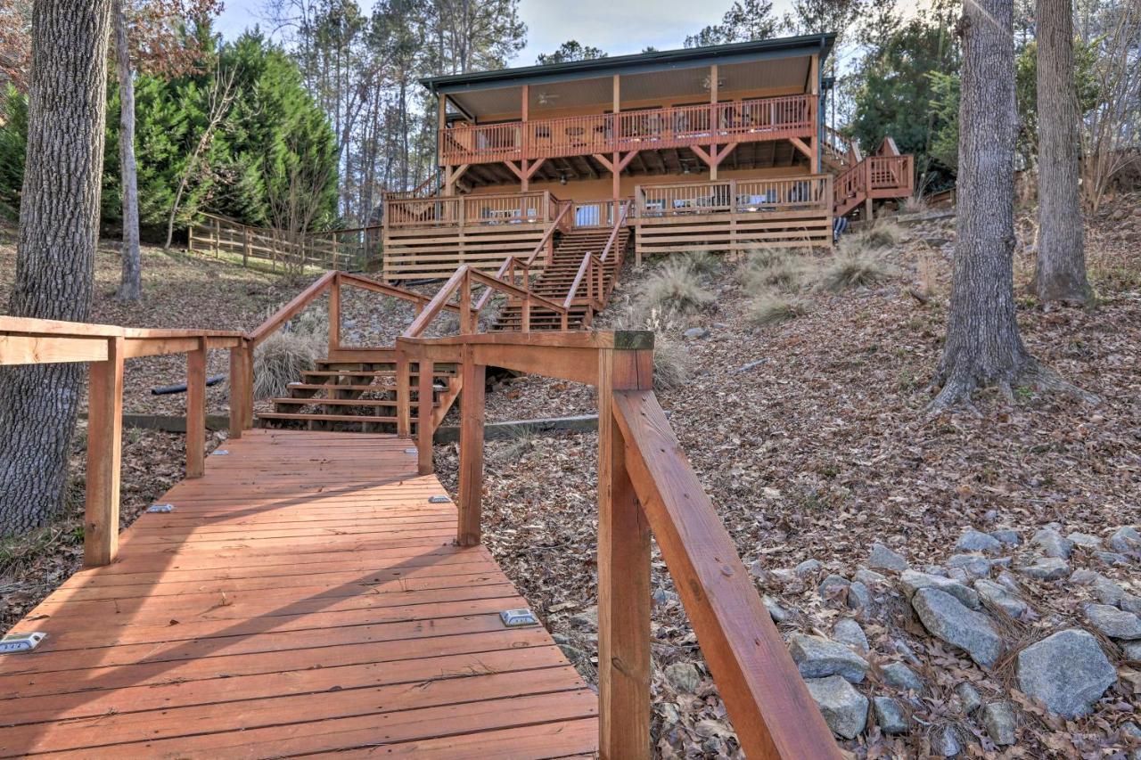 Lakefront Sparta Cottage With Decks And Boat Dock Exteriör bild