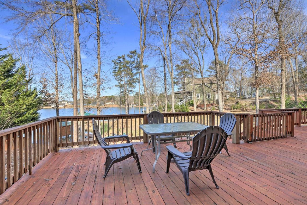 Lakefront Sparta Cottage With Decks And Boat Dock Exteriör bild