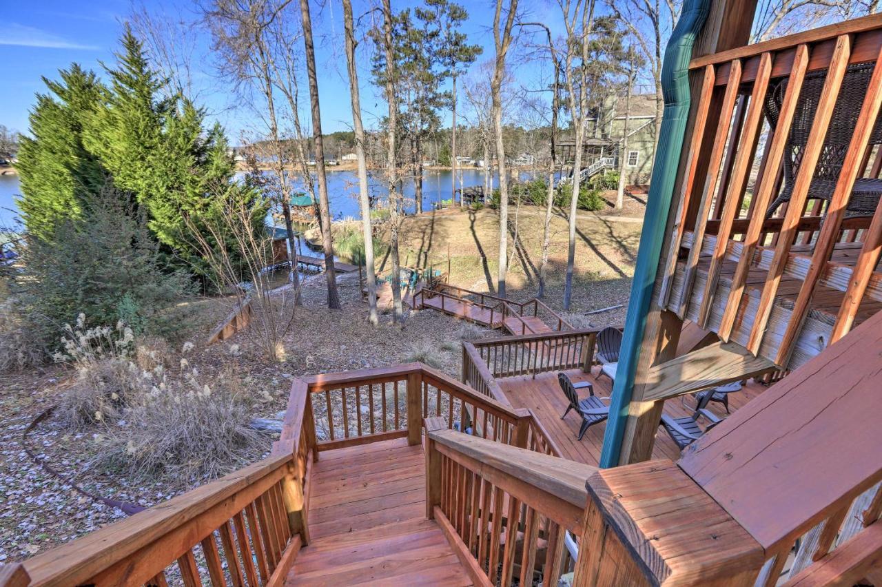 Lakefront Sparta Cottage With Decks And Boat Dock Exteriör bild
